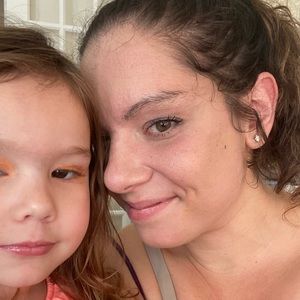 Meet your Posher, Justine